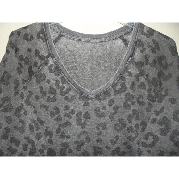 French Terry Sweatshirt Womens 3X Gray Leopard Print V-Neck Relaxed Fit - Picture 5 of 13